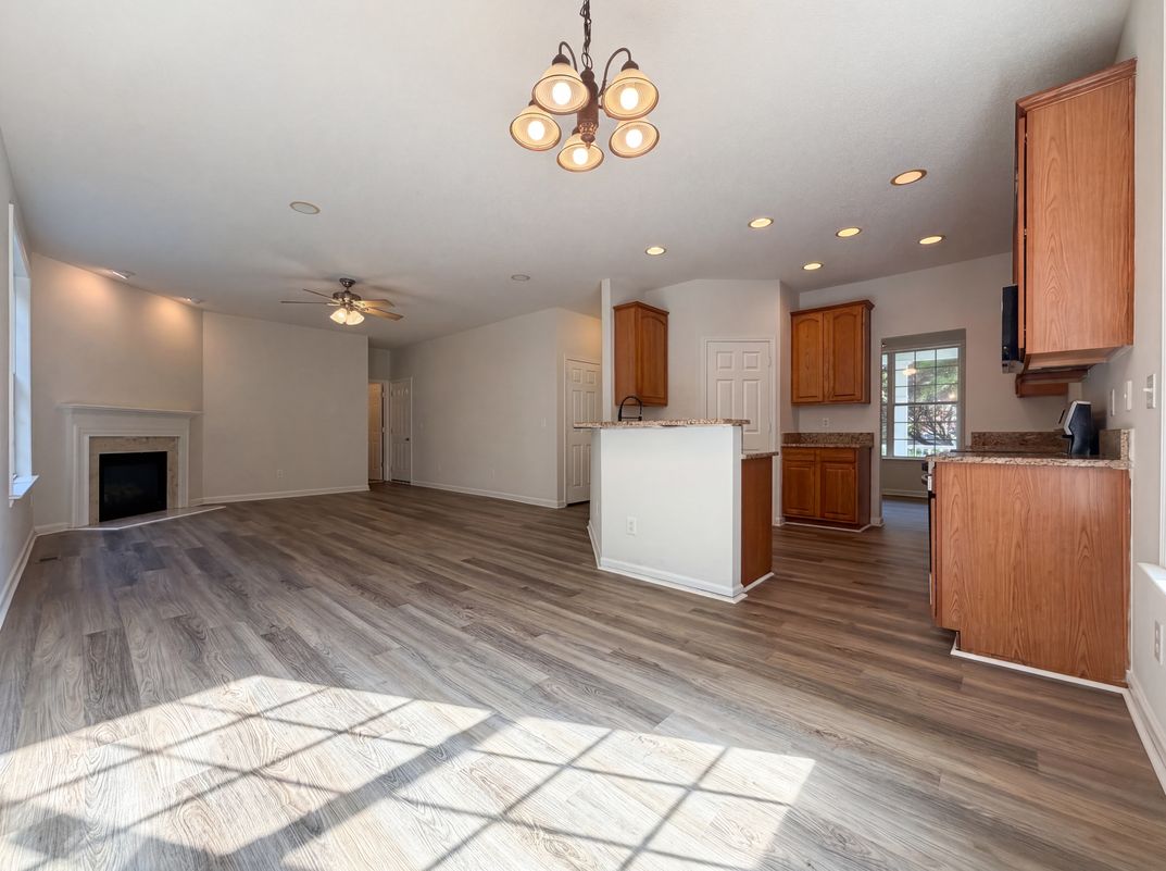 Property photo 3 of 1116 Arbor Greene Dr