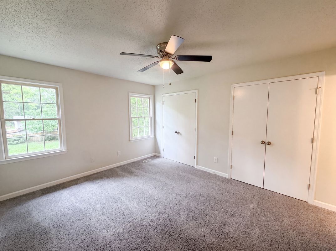 Photo 8 of 18 of 11 Chanter Ct, Durham, NC