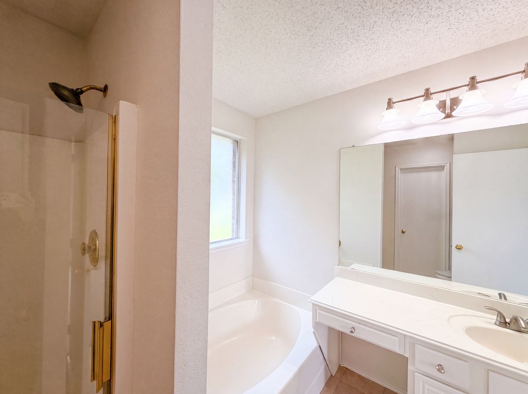 Photo 10 of 16 of 405 Kathy Ln, Wylie, TX