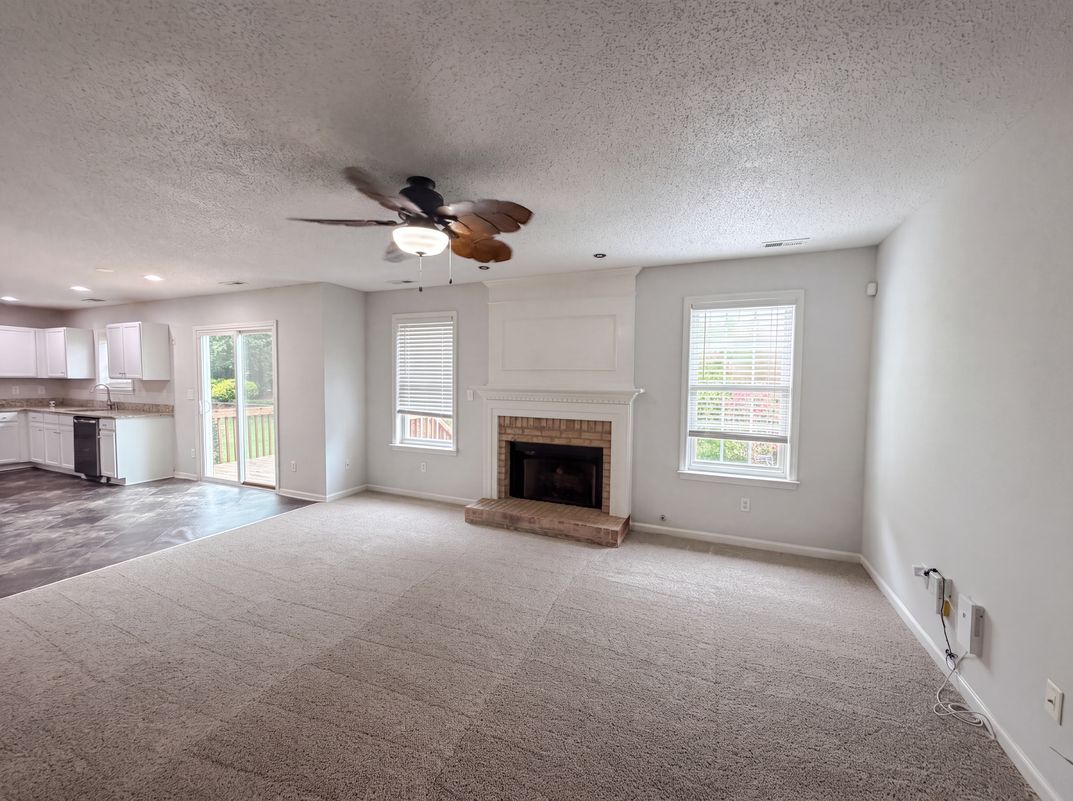 Photo 3 of 17 of 4549 Drewbridge Way, Raleigh, NC