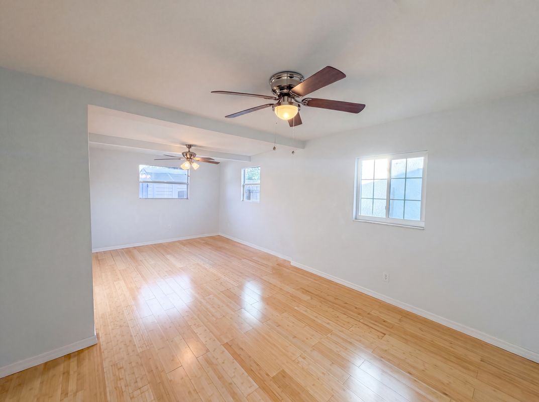 Photo 10 of 27 of 8283 86th Ave, Seminole, FL