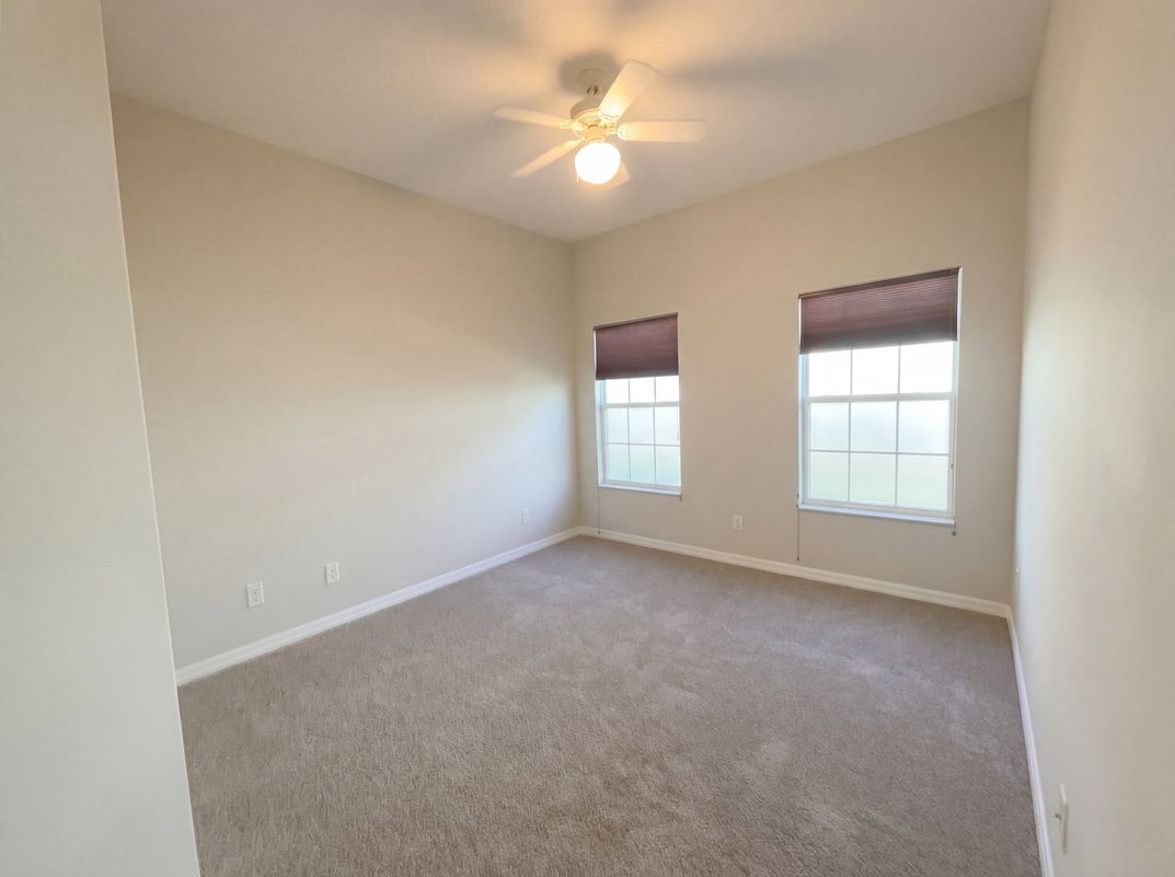 Photo 16 of 21 of 5928 Brittania Blvd, Tavares, FL
