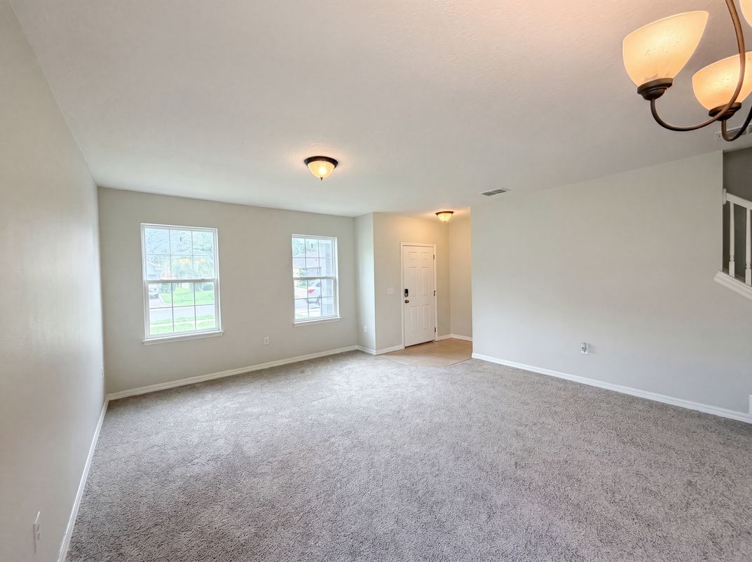 Photo 8 of 22 of 4876 Grassy Knoll Dr, Tavares, FL
