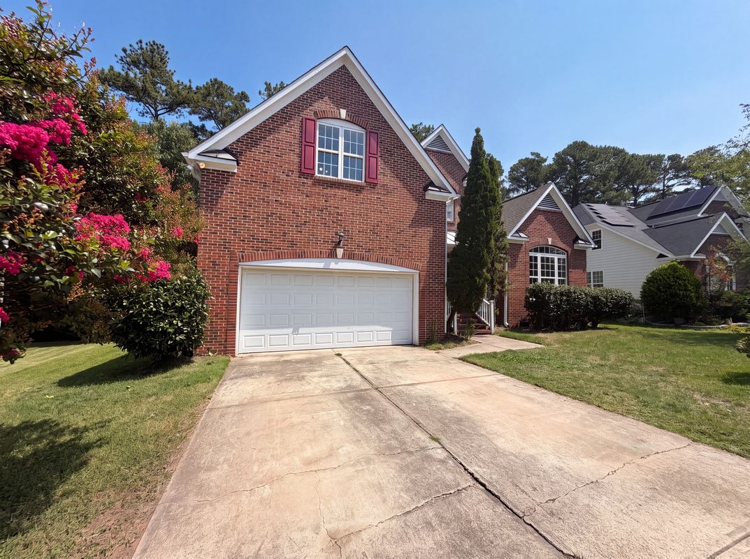 Photo 14 of 16 of 113 Vista Brooke Dr, Morrisville, NC
