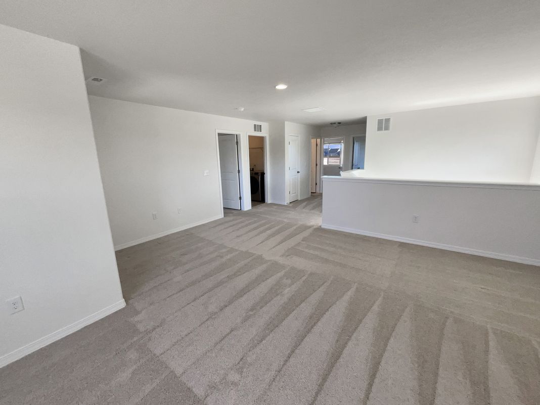 Photo 9 of 27 of 8699 Bynum Dr, Colorado Springs, CO