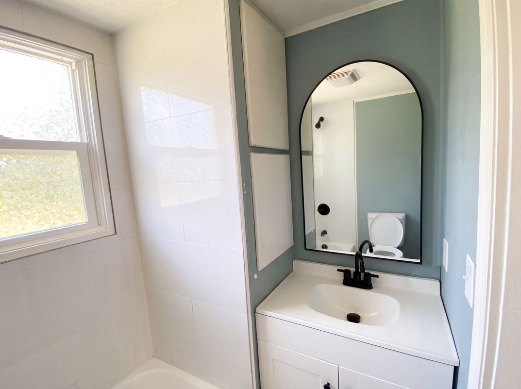 Photo 17 of 32 of 630 S Lee St, Batesburg, SC