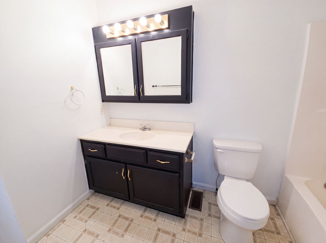 Photo 13 of 24 of 1317 Twin Brook Dr, Berea, KY