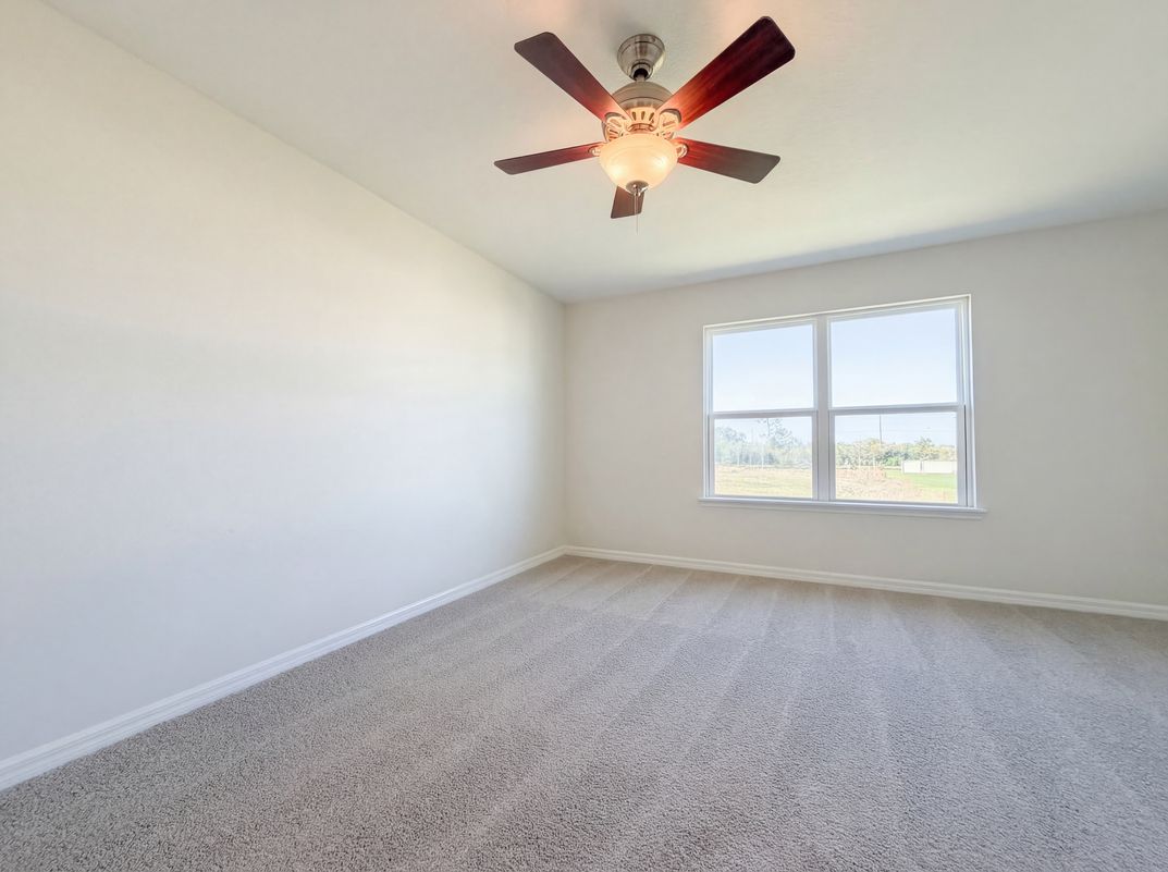 Photo 18 of 26 of 10844 Verawood Dr, Riverview, FL