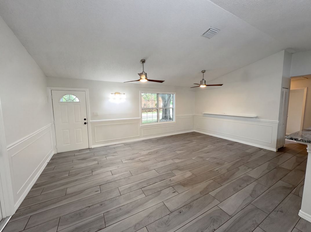 Photo 9 of 24 of 967 Lamplighter Dr NW, Palm Bay, FL