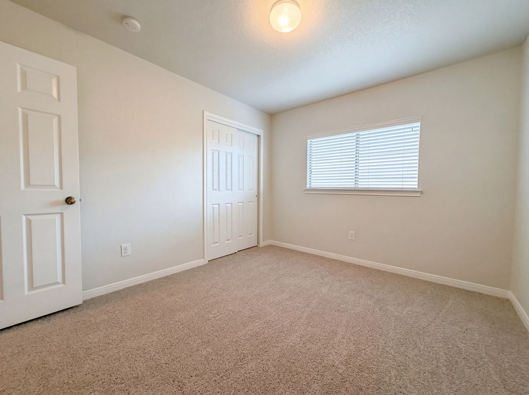 Photo 12 of 17 of 5708 Maxfli Dr, Schertz, TX