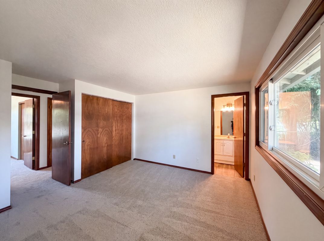 Photo 14 of 23 of 12685 SW Percheron Ln, Beaverton, OR
