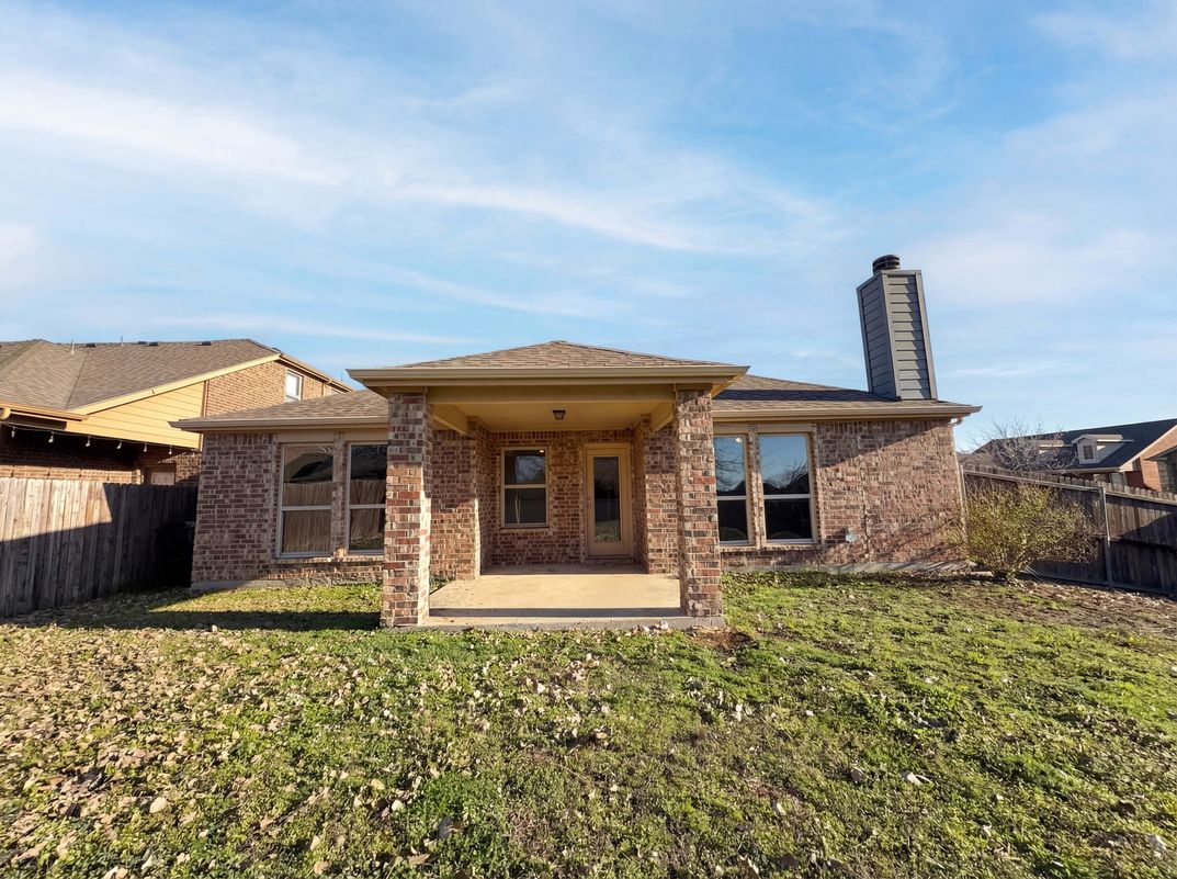 Photo 14 of 17 of 5591 Coventry Dr, Prosper, TX