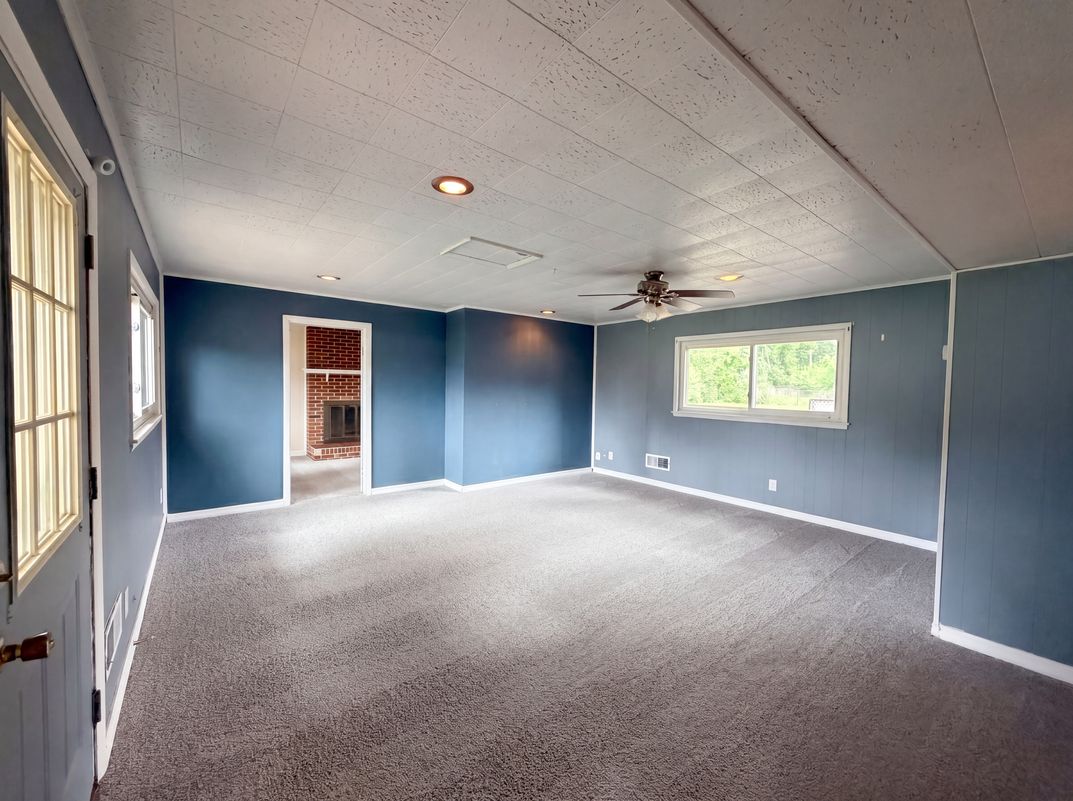 Photo 7 of 21 of 1607 N 17th St, Belleville, IL