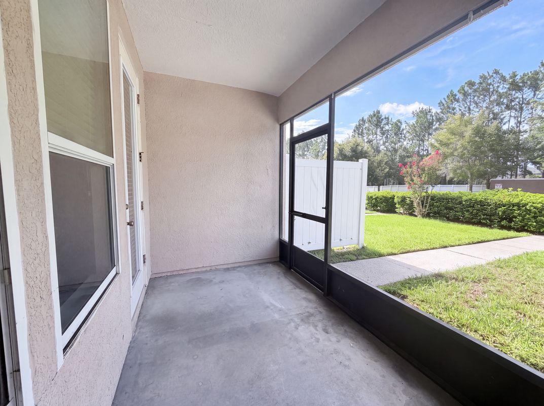 Photo 19 of 21 of 4220 Plantation Oaks Blvd, Orange Park, FL
