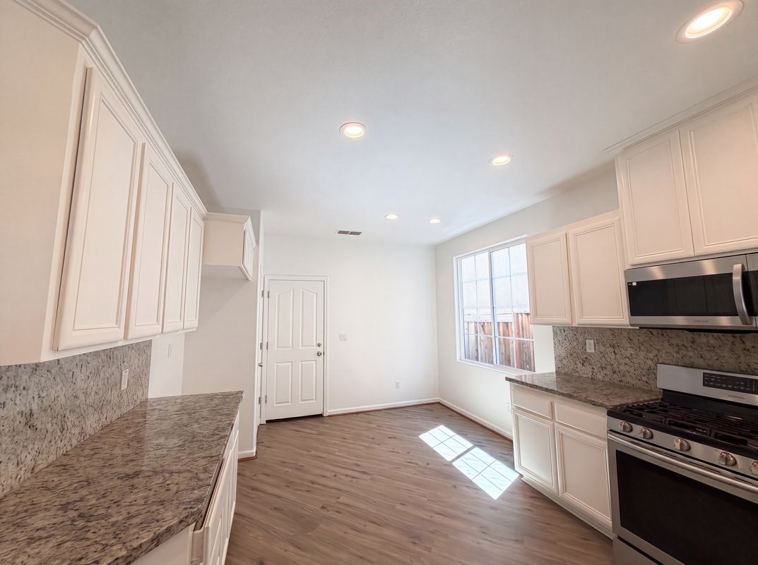 Photo 7 of 30 of 291 Candela Cir, Sacramento, CA
