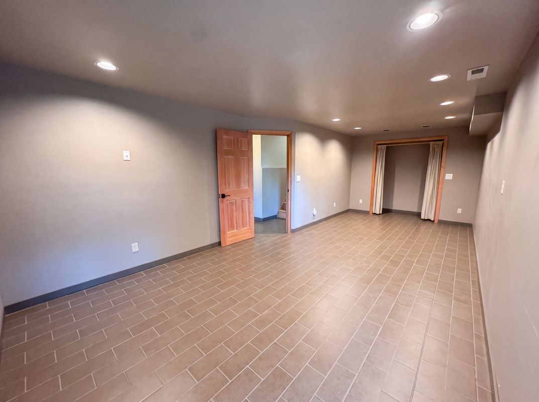 Photo 19 of 29 of 4510 SW 244th St, Vashon, WA