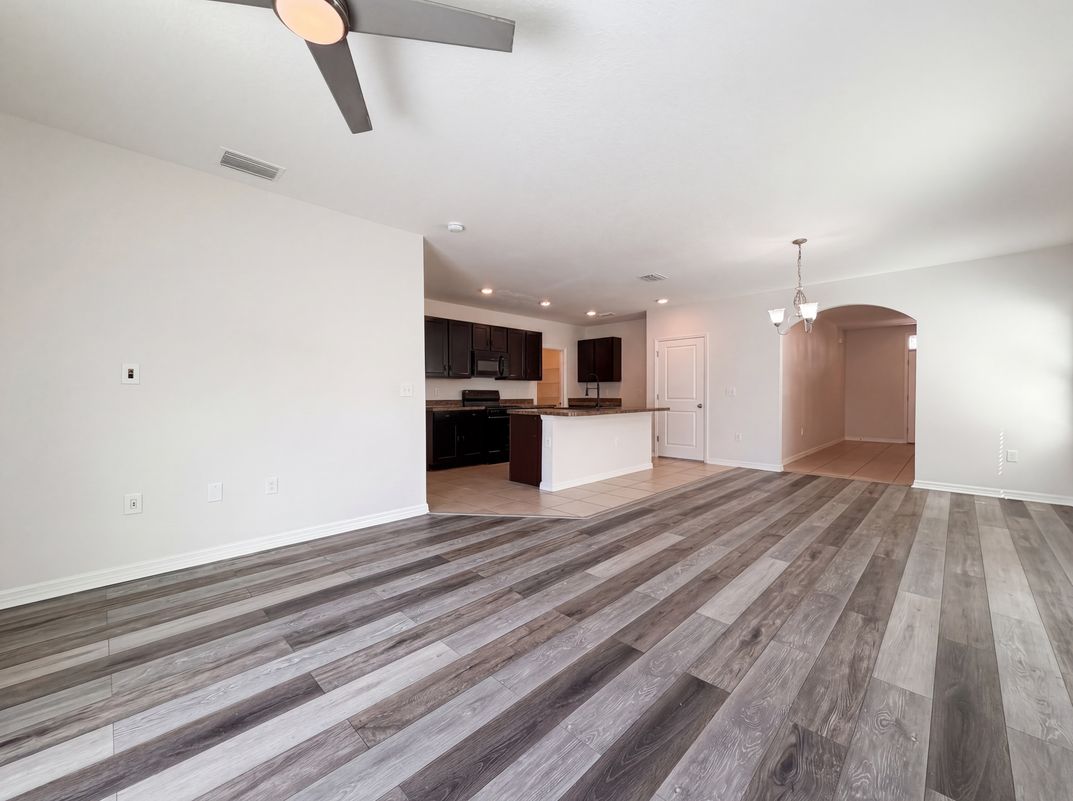Property photo 3 of 10225 Mangrove Well Rd