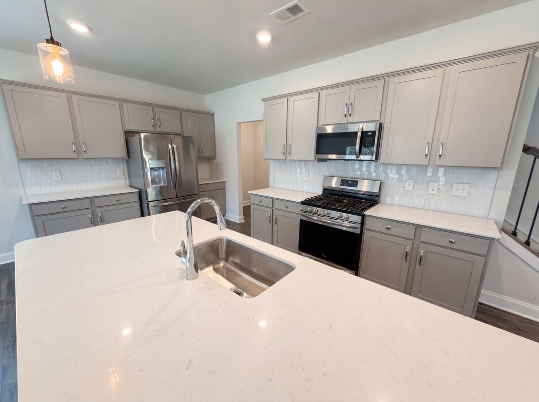 Photo 2 of 20 of 1217 Black Walnut St, Monroe, NC