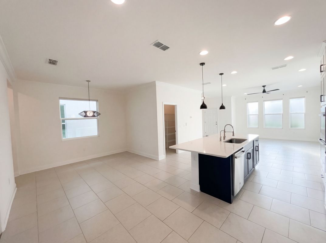Photo 11 of 39 of 13837 Lanyard Way, Winter Garden, FL