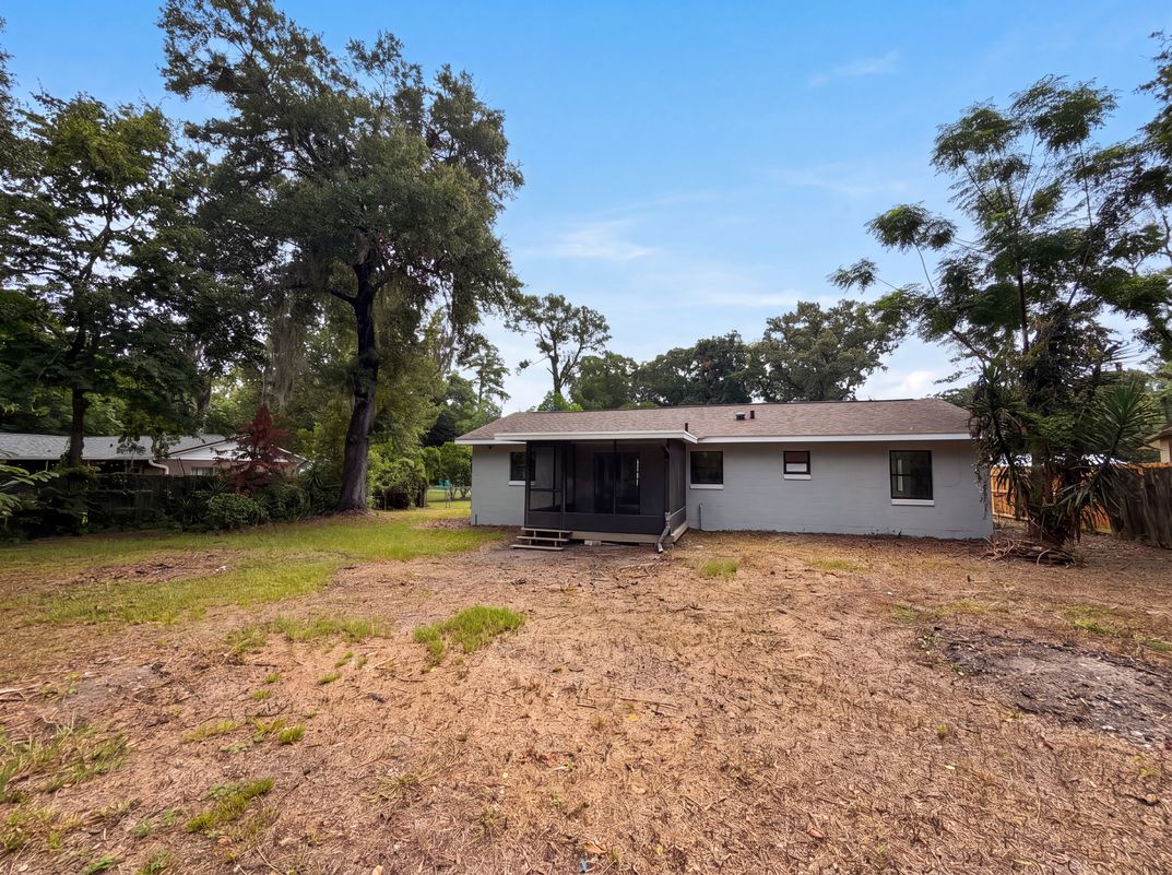 Photo 5 of 22 of 2630 SE 8th Ave, Ocala, FL