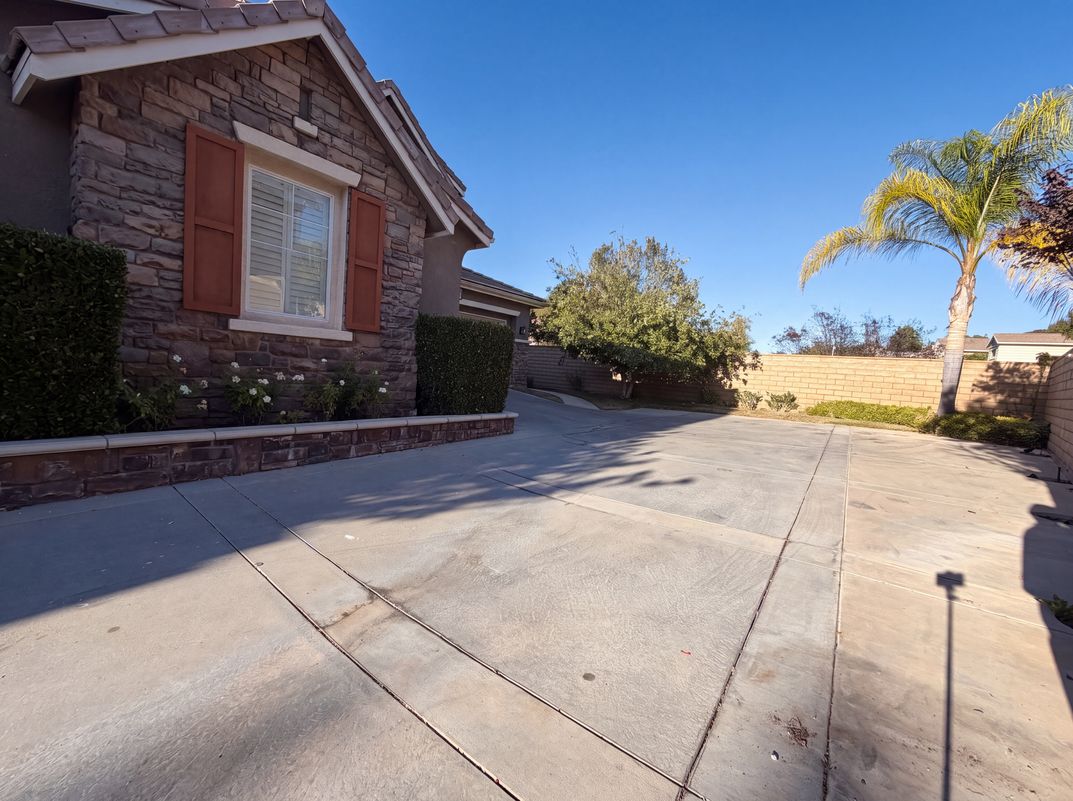 Photo 30 of 37 of 25701 Chestnut Way, Stevenson Ranch, CA