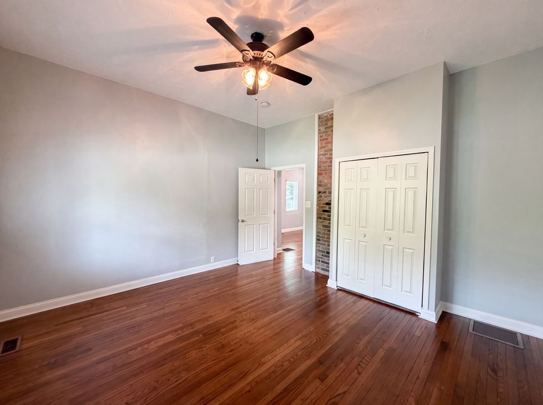 Photo 4 of 17 of 1230 E Pleasant Run Parkway North Dr, Indianapolis, IN