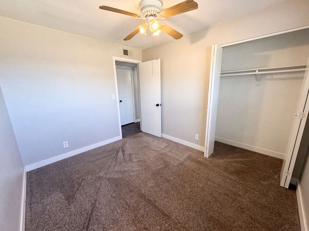 Photo 15 of 22 of 1430 E Flossmoor Ave, Mesa, AZ