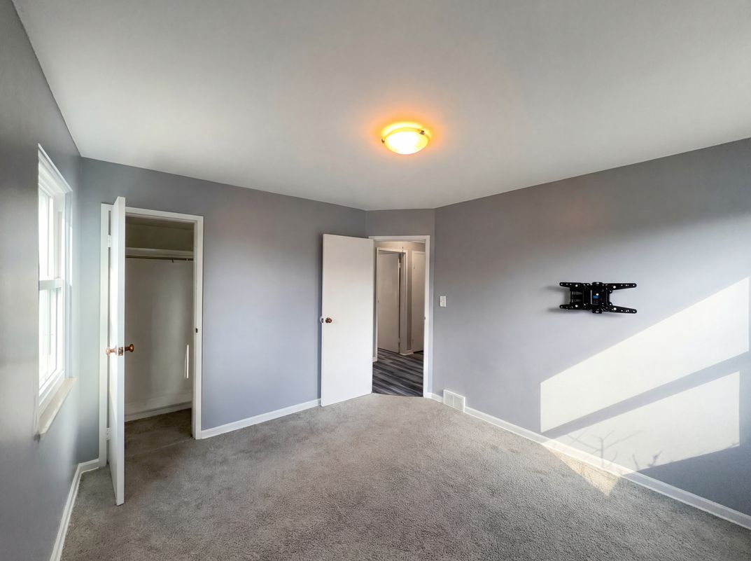 Photo 9 of 17 of 18715 Libby Rd, Maple Heights, OH