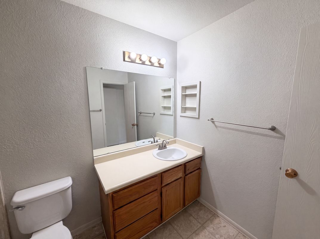Photo 13 of 21 of 8733 W Cornell Ave, Lakewood, CO
