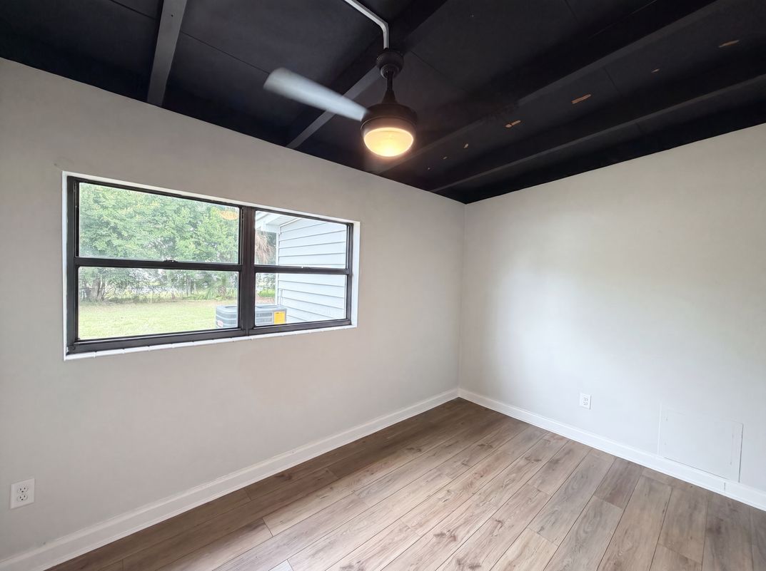 Photo 4 of 19 of 917 Golden Rule Ct N, Lakeland, FL