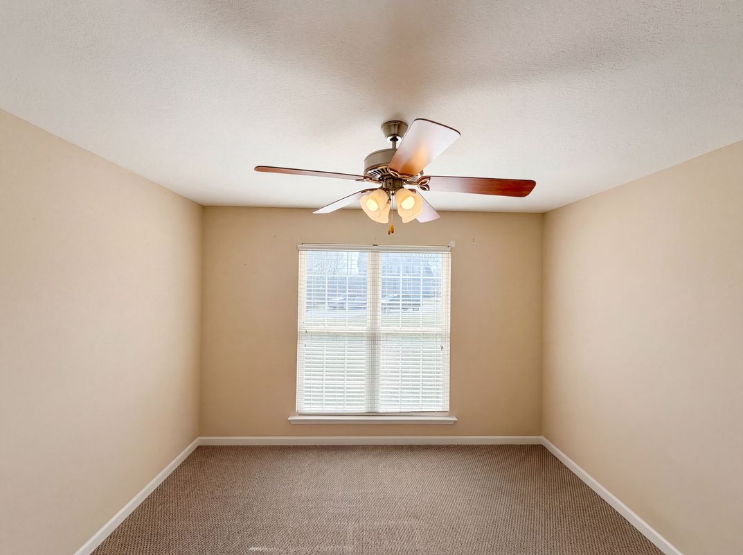 Photo 17 of 26 of 6937 Bucksland Dr, Ooltewah, TN