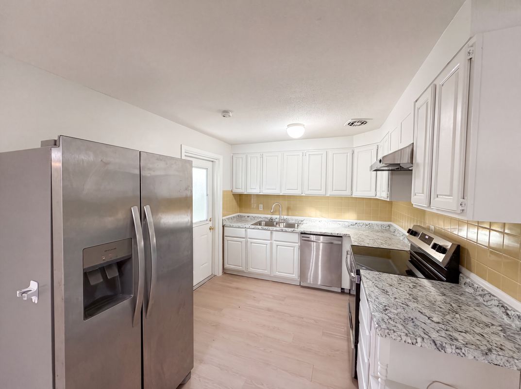 Photo 17 of 24 of 1436 Alabama Ave, Holly Hill, FL