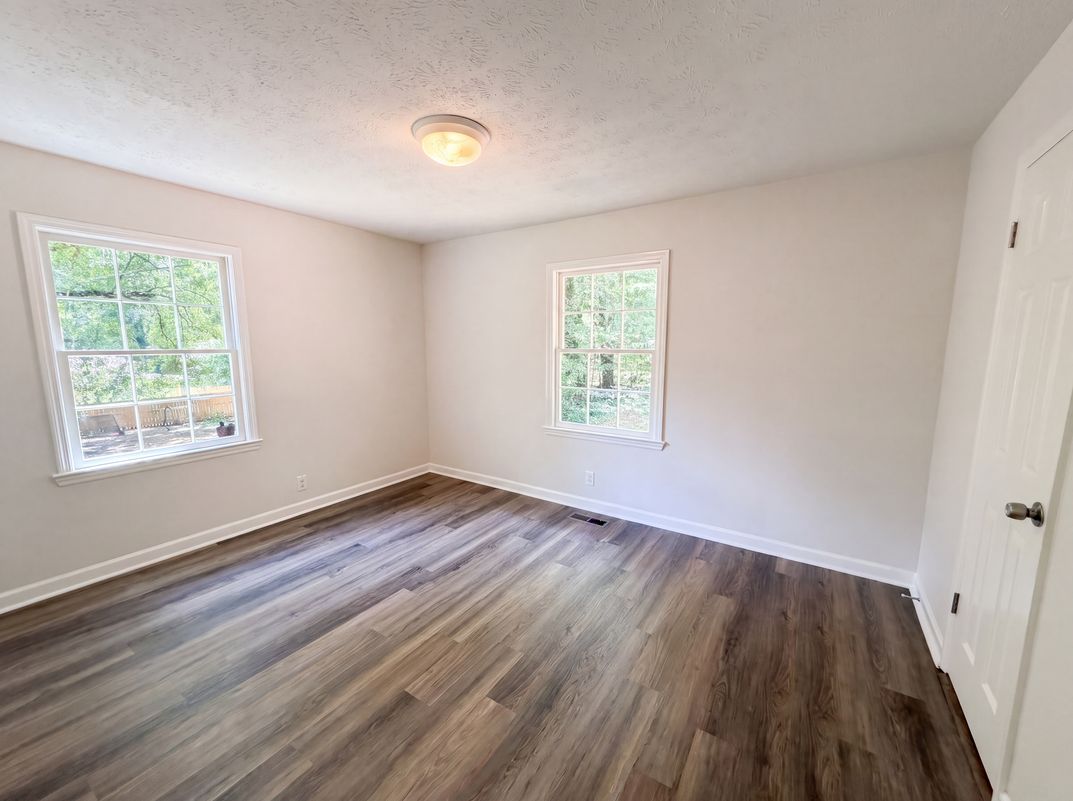 Photo 6 of 23 of 537 Green St, Monroe, GA