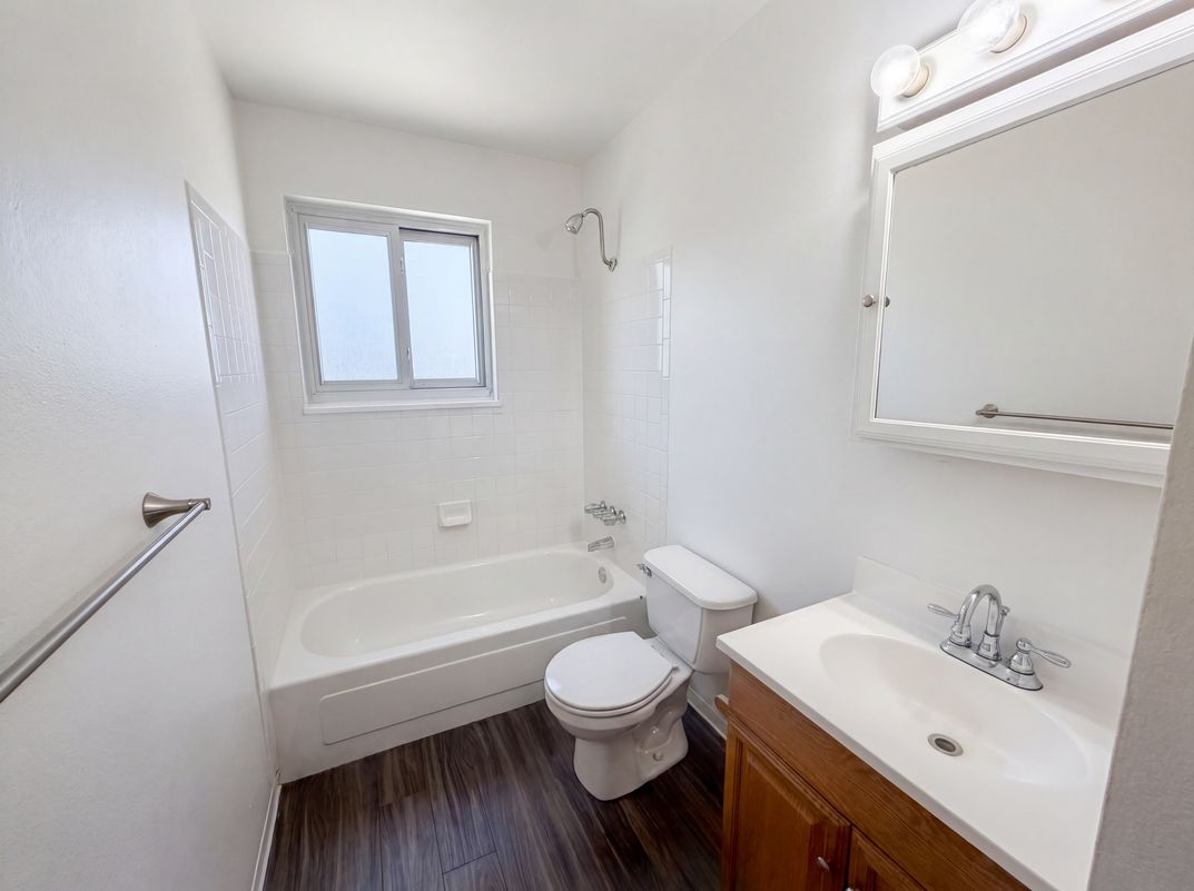 Photo 10 of 25 of 1902 E 116th Pl, Northglenn, CO