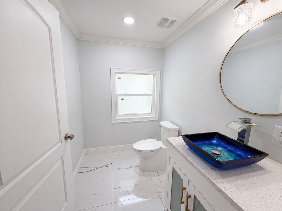 Photo 20 of 24 of 1044 E Lombardy Dr, Deltona, FL