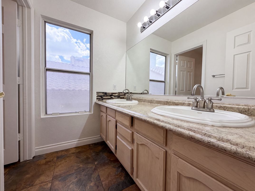 Photo 15 of 22 of 7504 Holloran Ct, Las Vegas, NV