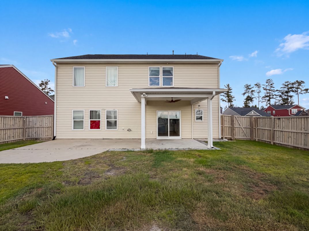 Photo 5 of 23 of 142 Lucca Dr, Summerville, SC