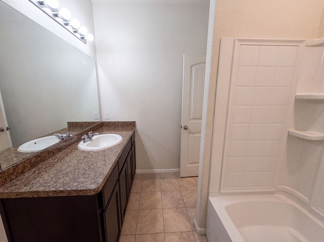 Photo 15 of 20 of 6337 Pontoon St, Fort Worth, TX