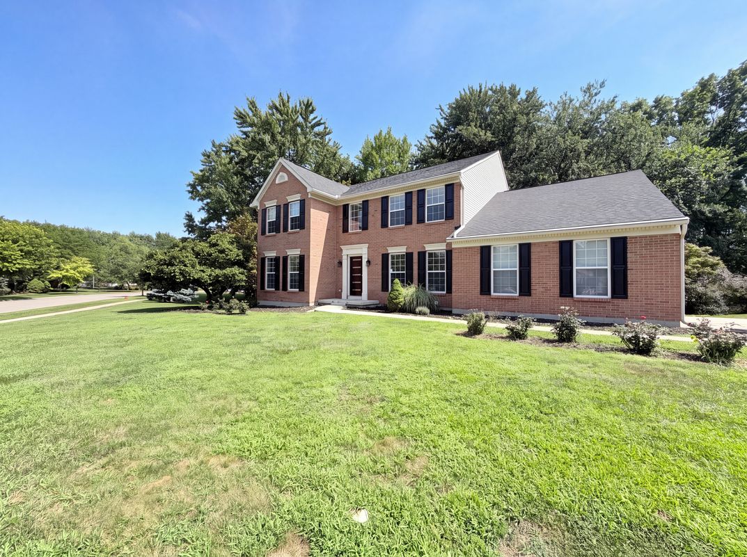 Photo 39 of 43 of 9212 Cedar Gate Dr, Loveland, OH
