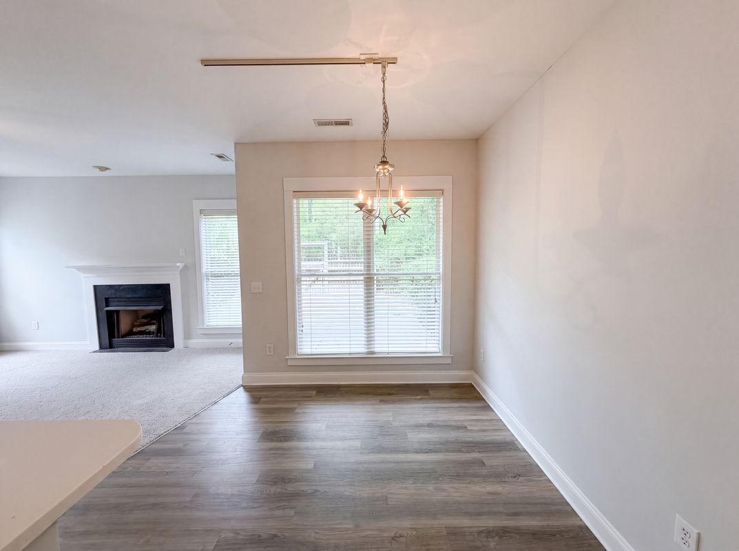 Photo 6 of 21 of 10801 Cokesbury Ln, Raleigh, NC