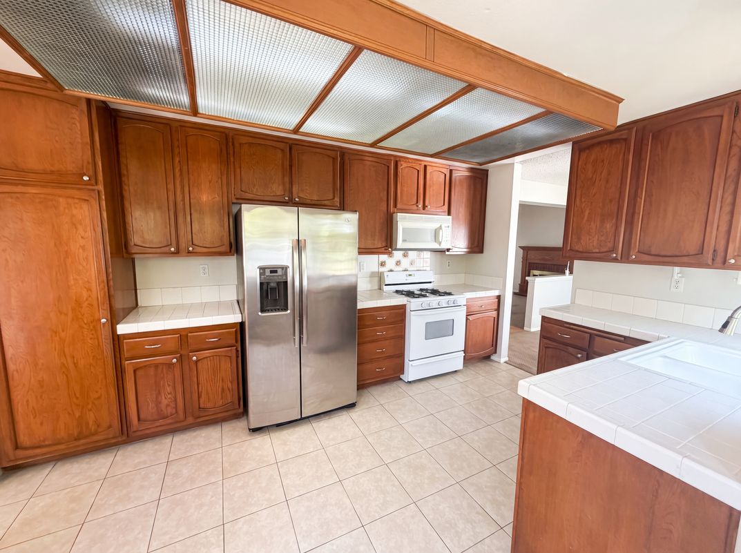 Photo 6 of 25 of 22864 Finch St, Grand Terrace, CA