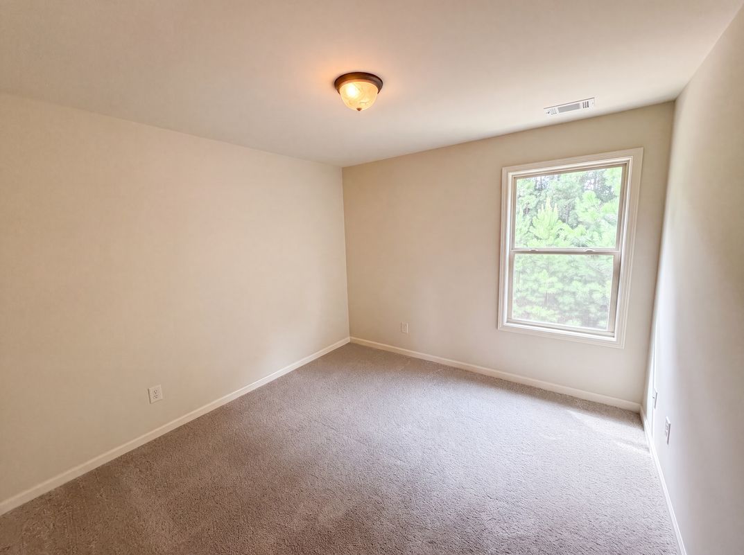 Photo 24 of 45 of 1036 Glenwyck Dr, Braselton, GA