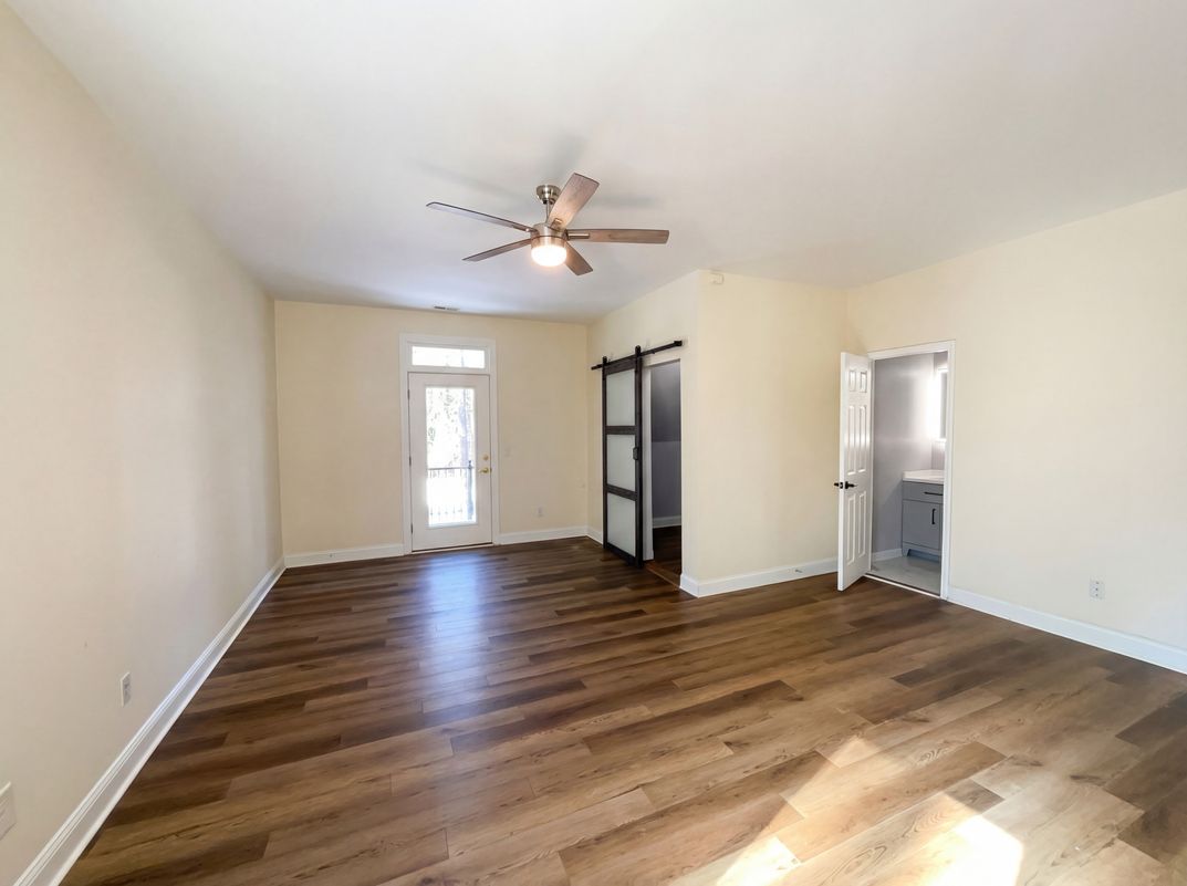 Photo 4 of 20 of 405 Isle Of Pines Rd, Mooresville, NC