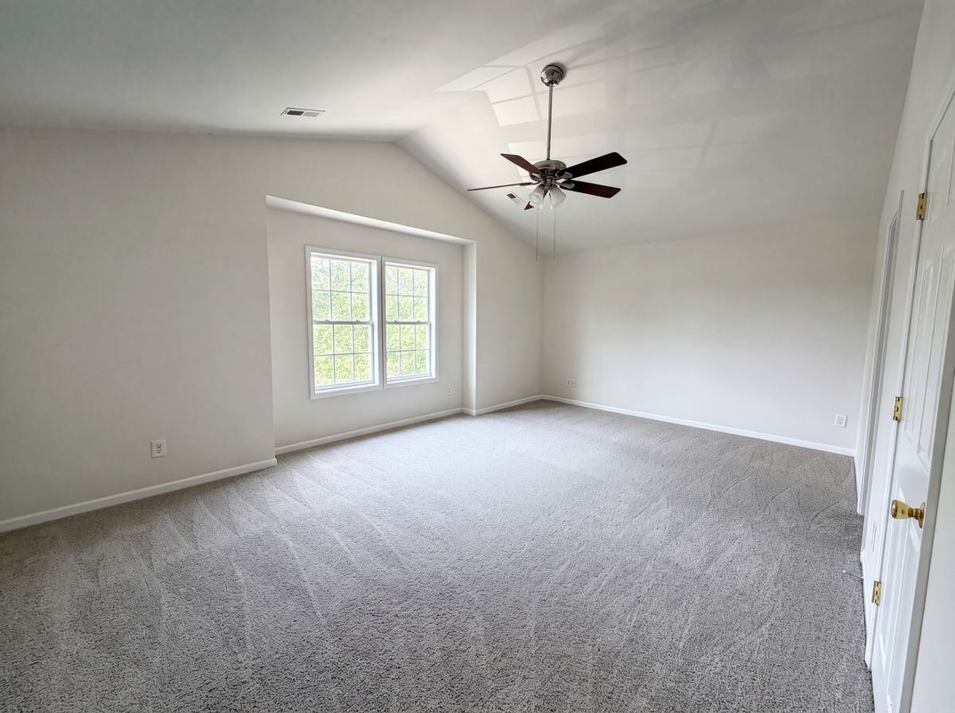 Photo 11 of 17 of 5714 Waverly Lynn Ln, Charlotte, NC