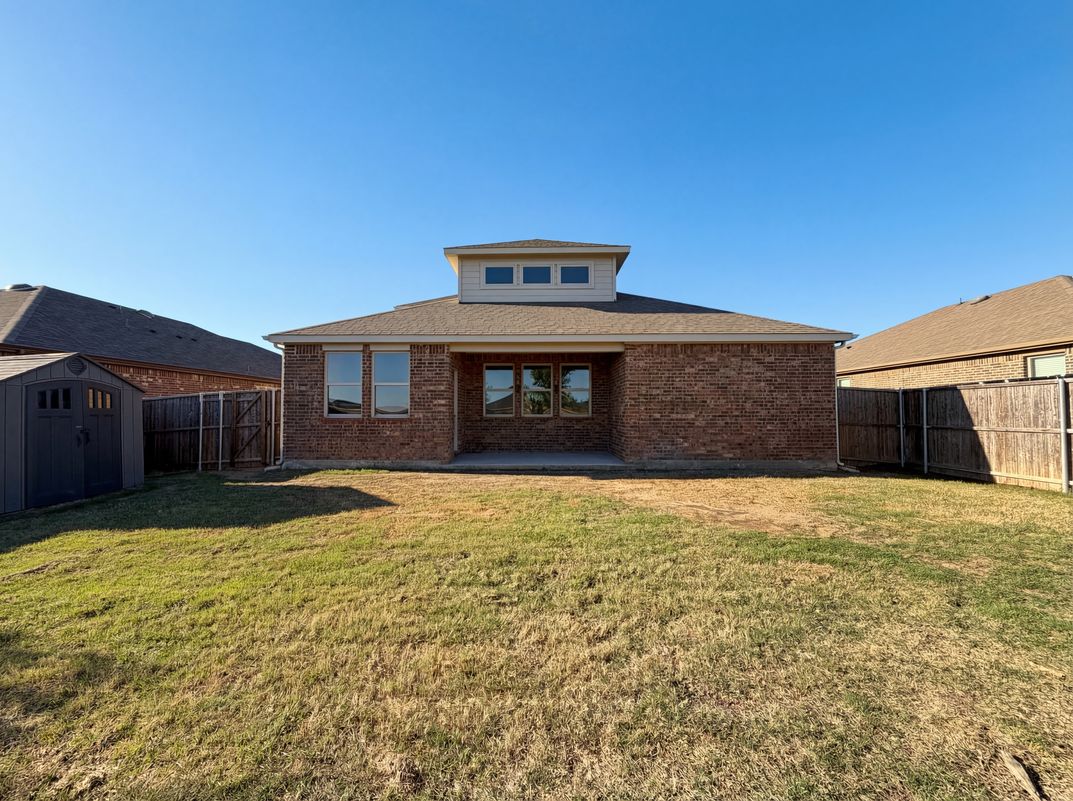 Photo 5 of 25 of 1012 Crepe Myrtle Ln, Anna, TX