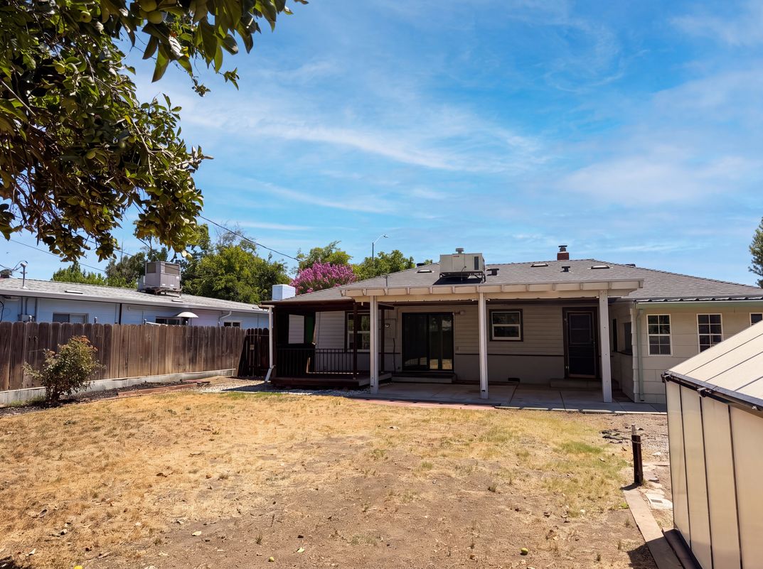 Photo 37 of 41 of 719 N Crescent Ave, Lodi, CA