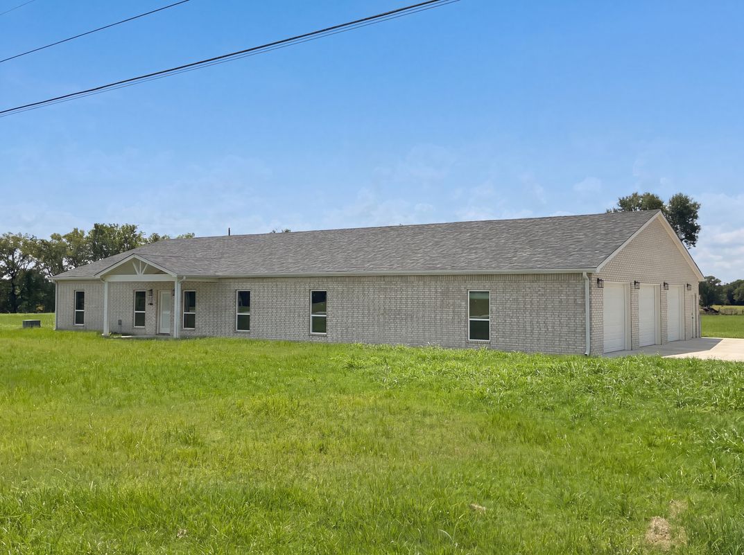 Property photo 1 of 1950 E 474