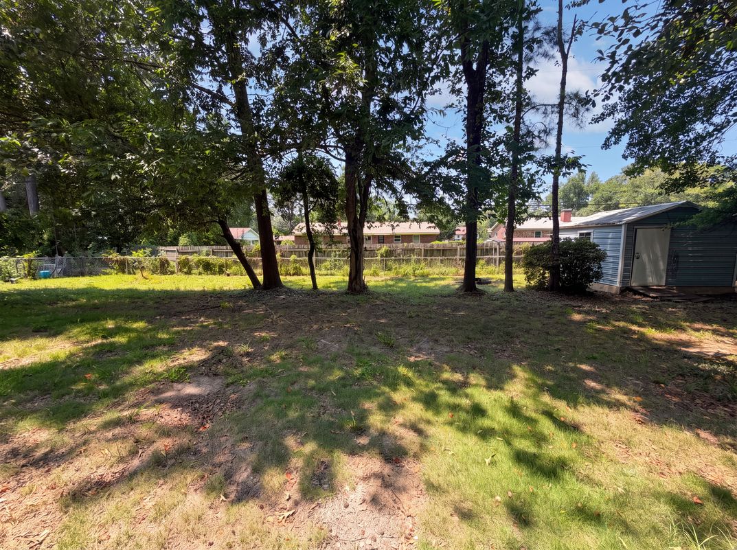 Photo 22 of 23 of 927 Greenlawn Dr, Columbia, SC