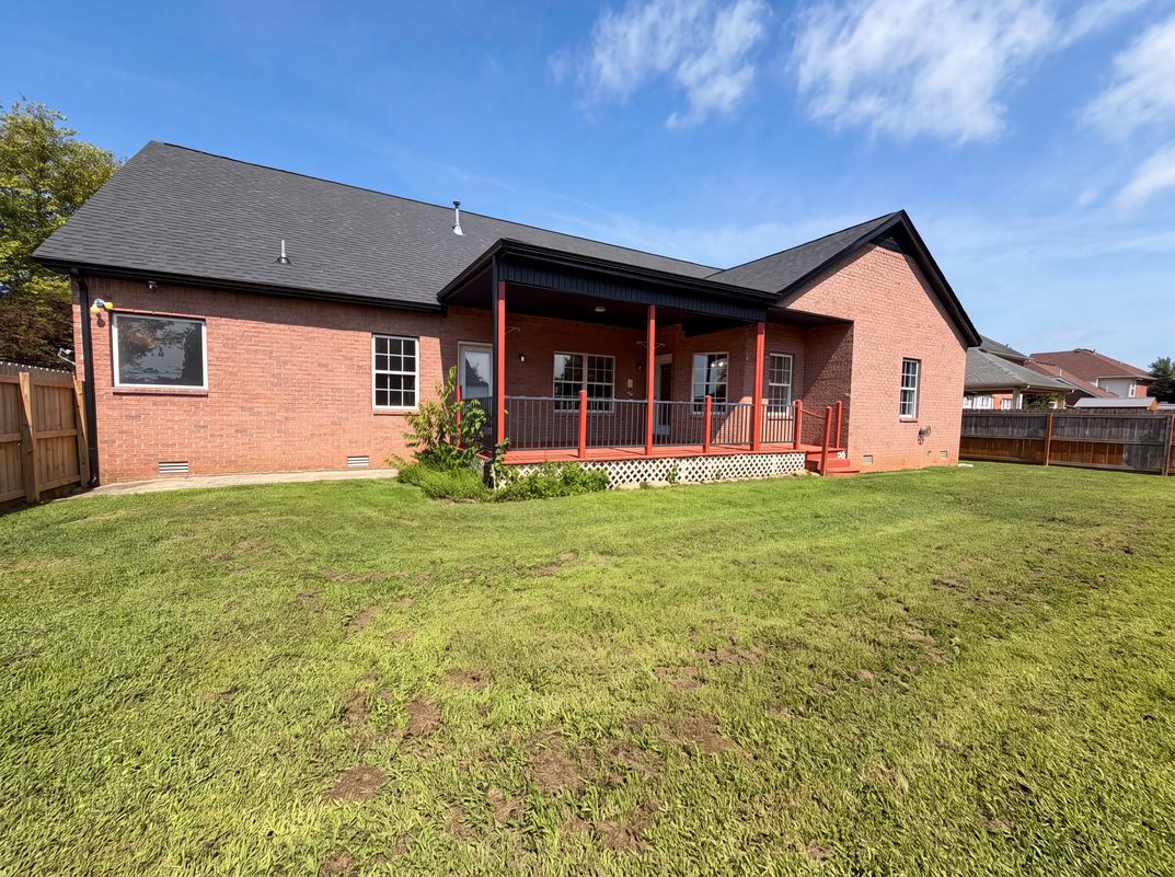 Photo 5 of 24 of 1727 Joben Dr, Murfreesboro, TN