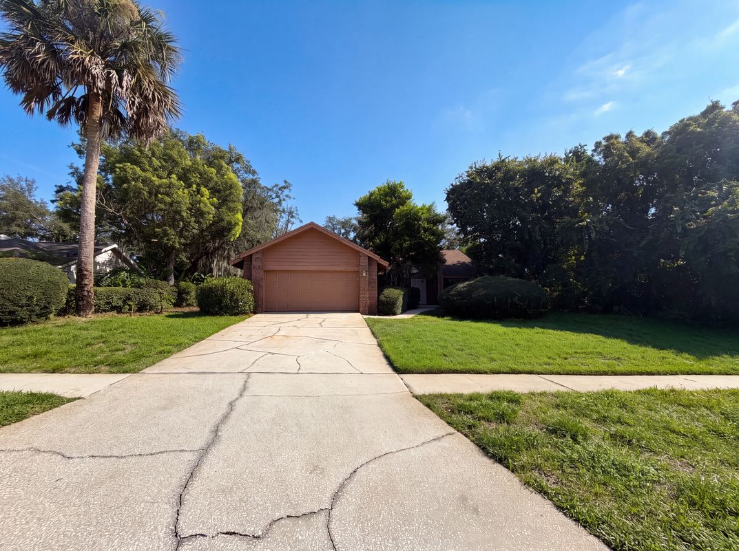 Photo 16 of 19 of 332 Sprucewood Rd, Lake Mary, FL